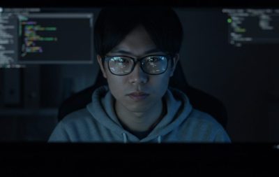 ゲーム開発者「NGワードはマ◯コ、チ◯コ....」 ← こいつ